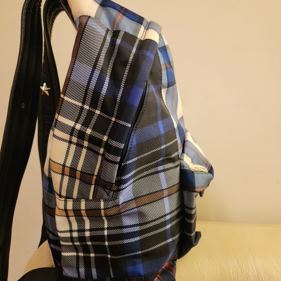 Givenchy backpack 100% authentic - Picture 3 of 10